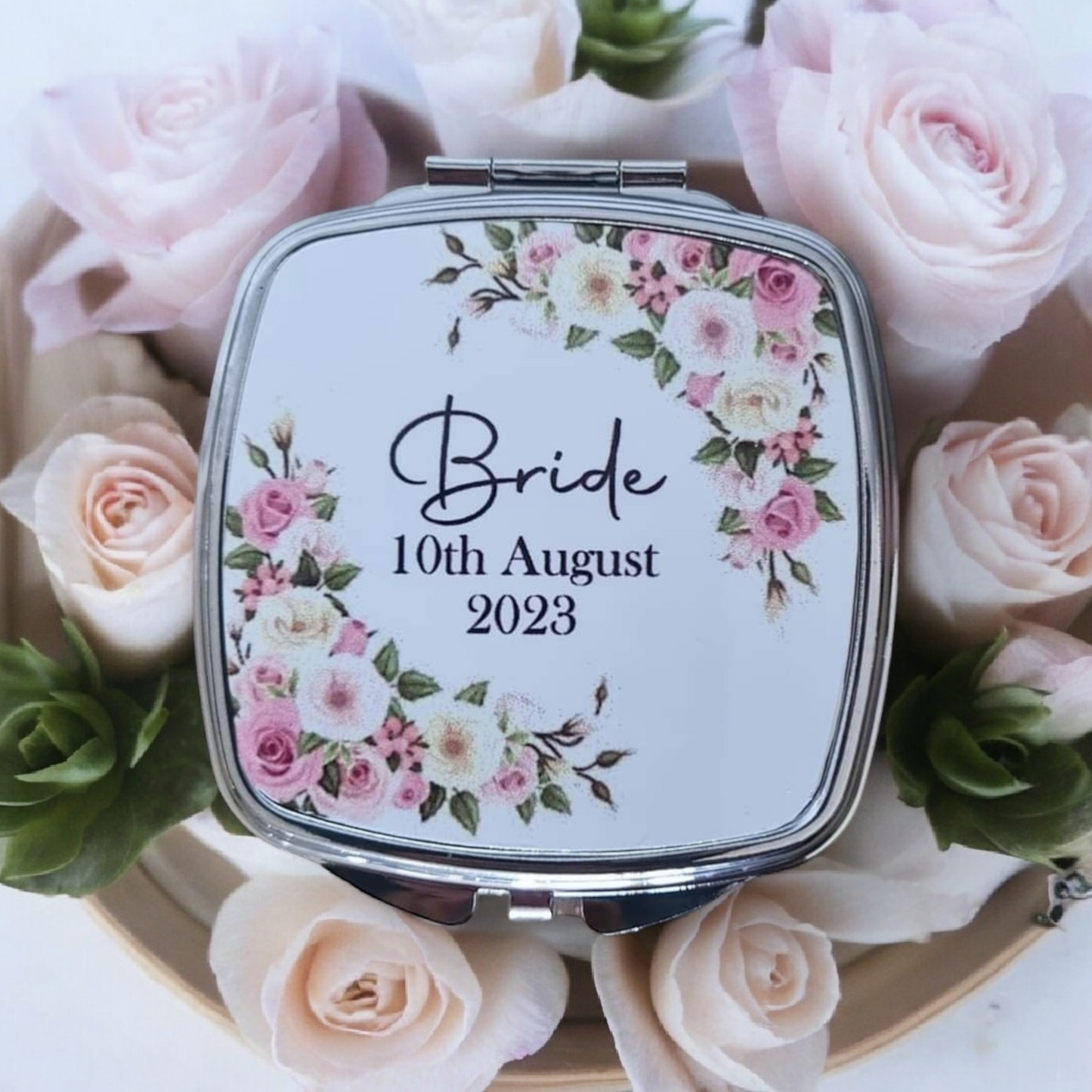 Personalised compact mirror